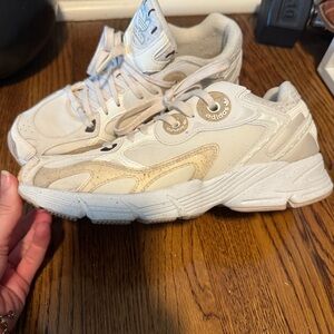 Adidas Astir Vegan Sneaker